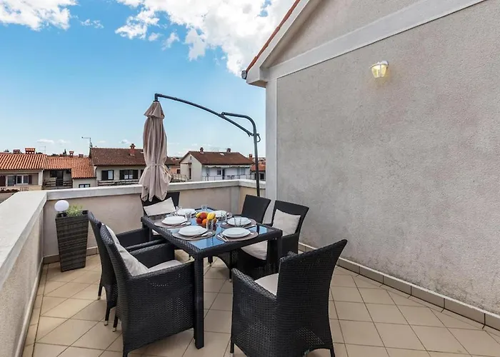 Beautiful For Rest And Restful Sleep Pula