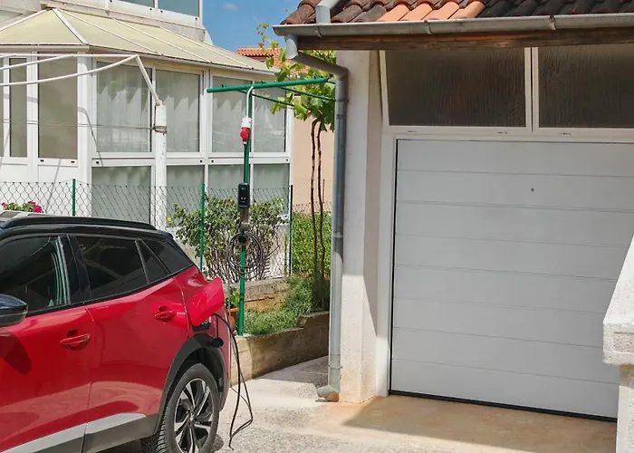 Beautiful For Rest And Restful Sleep Pula