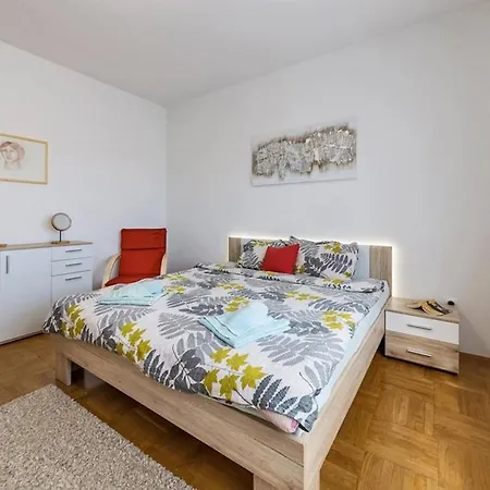 Beautiful For Rest And Restful Sleep Apartment *