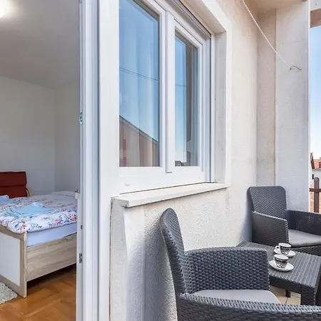 Διαμέρισμα Beautiful For Rest And Restful Sleep